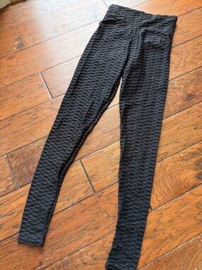 SHEIN Black Textured High-Waist Leggings